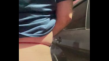 Eu doida pra dar ao som de rock rebolando de calcinha fio-dental