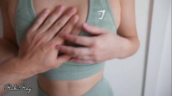 Please cum in leggings and pull up that huge load of Jizz