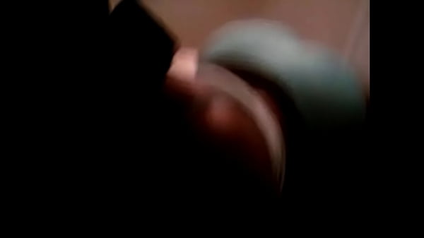 thumb hood head