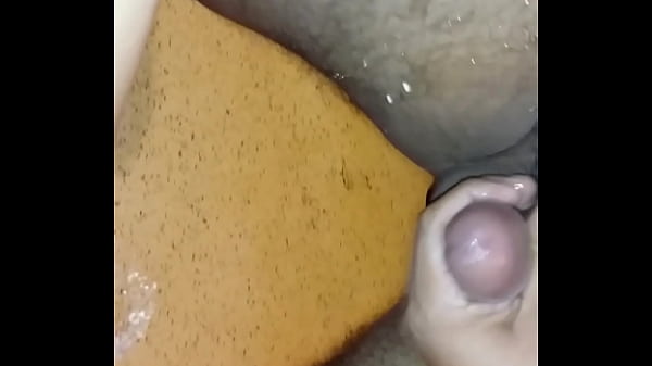 Squirt intenso de mi puta