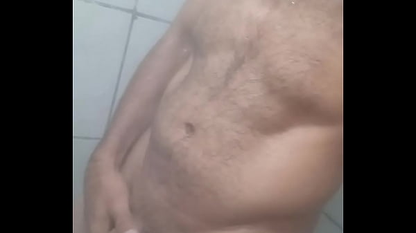 Roludo Sous La Douche Pauzudo
