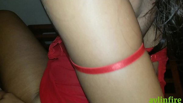 Download Video - la chica de recepcion se pone caliente y me la follo duro en el hotel