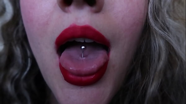 Download Video - RED LIPS GIRL HAD AN AMAZING CLOSE JUST FOR YOU