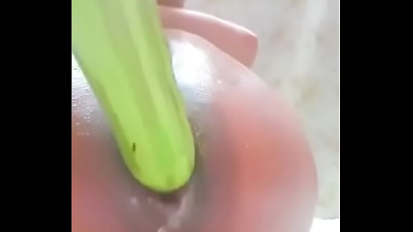 Oily virgin sissy fucking her big white ass whi...