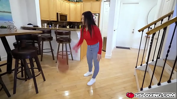 sisloving.com-Stepsister Violet Gems getting horny and starts sniffing my boxer while she masturbates