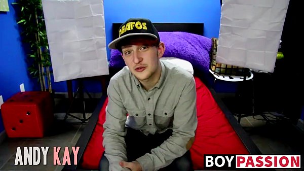 Hung and horny twinks love celebrating in style