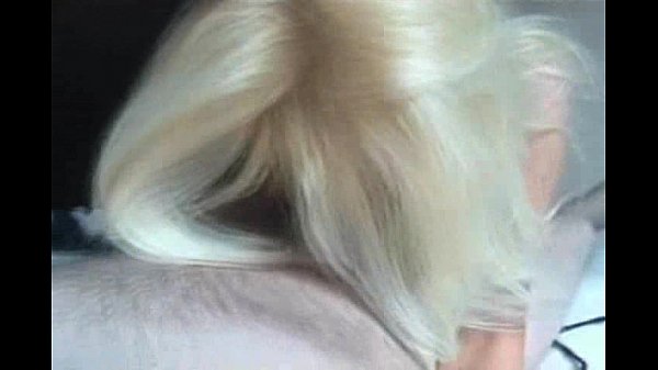 Blonde hottie gets nicely fucked