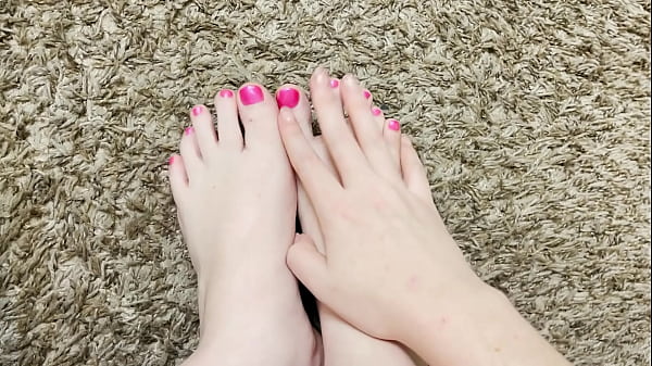 Sexy Teen lubes her Feet for the perfect Fuck Hole