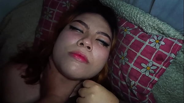 Brother's girlfriend came into my room so I could cum in her ass