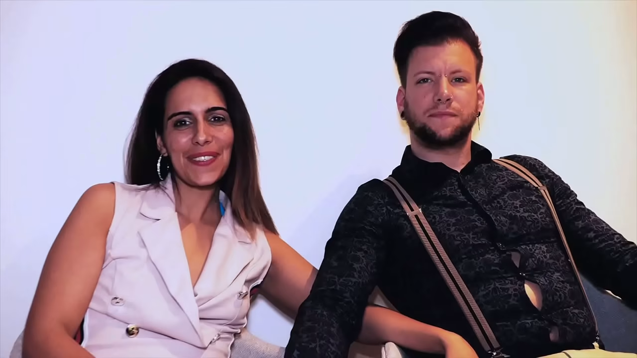 Joy revient pour une s&eacute_ance anale