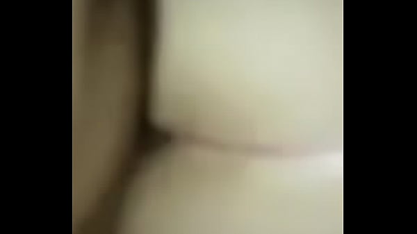 thumb eatingonallfours