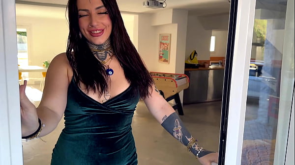 A 24ans, Laeticia s'&eacute;clate comme jamais !