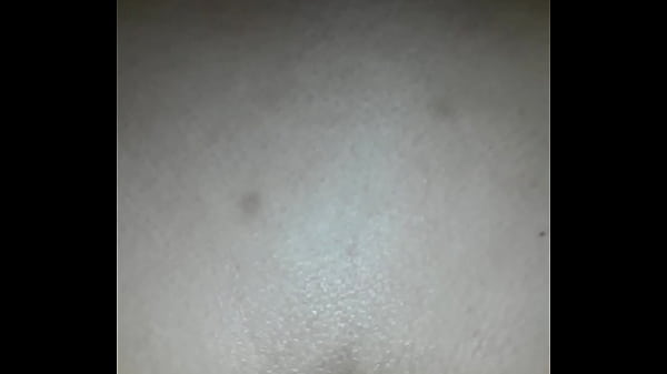 se folla a la empleada antes que llegue su mujer serviporno