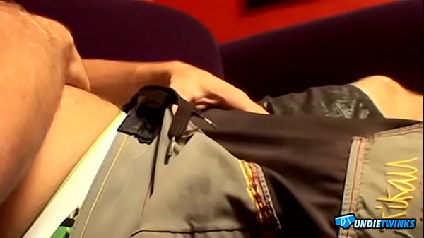 UndieTwinks: Kelly Cooper Jacks Off And Creams ...