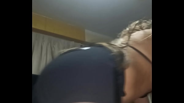 I met her at a party, the first day I fucked her in her room