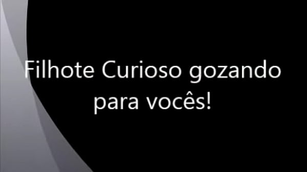 PunhetaCertaG - Filhote curioso batendo uma até...