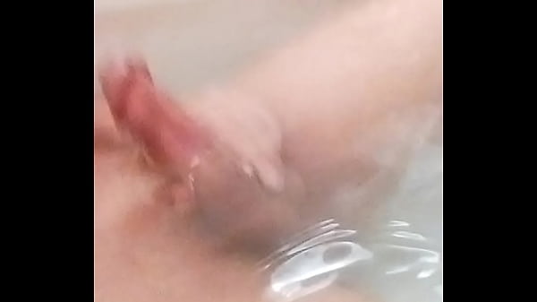 horny at home come over and i fuck u ??