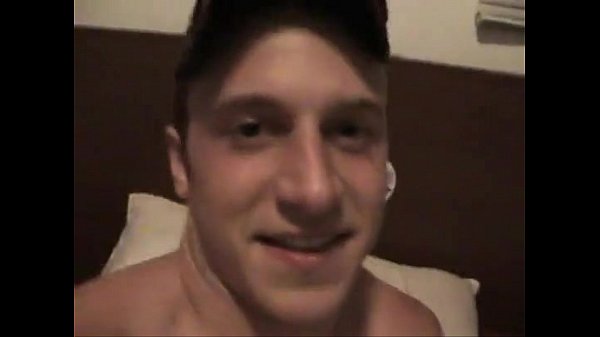 Jocks make their own porn movie (synchronized a...