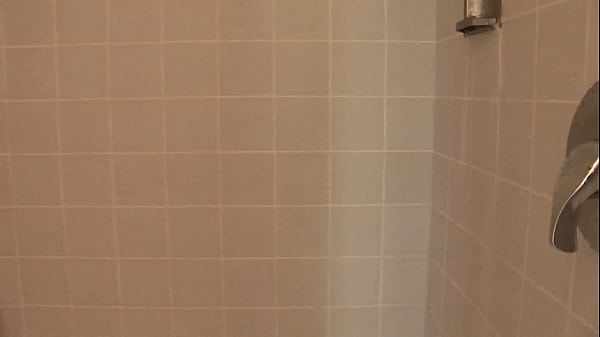 Check out the mouth on this bitch