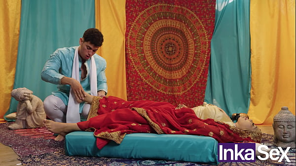 Chudai - Big titted Indian MILF cheats on her husband with a perverted masseur.