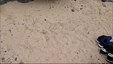 DREISTER PUBLIC FREMDFICK AM FKK-STRAND!!!