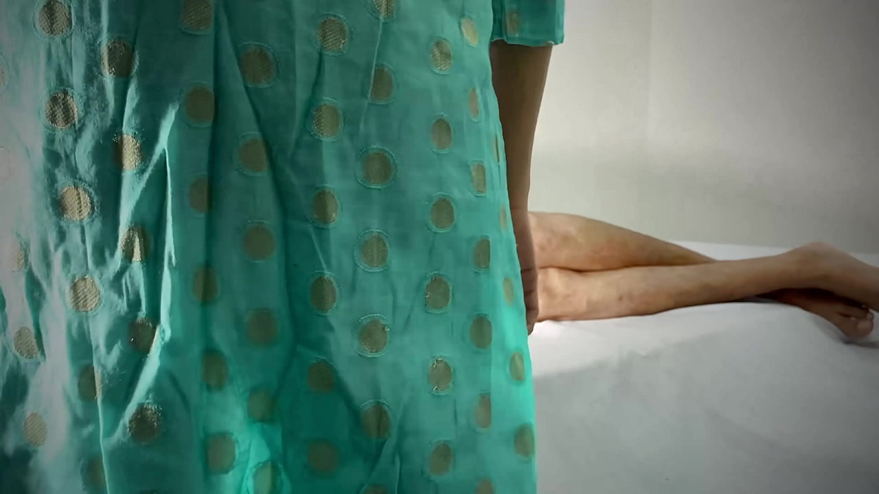 Huge Boobs Big Ass Desi Bhabhi stripped and Fucked