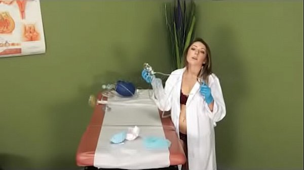 Medical Mask Demo by Doctor Madison