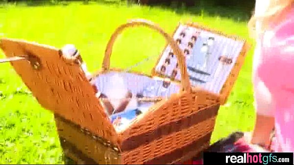 Amateur Sexy GF Enjoy Hot Sex Action On Tape clip-28