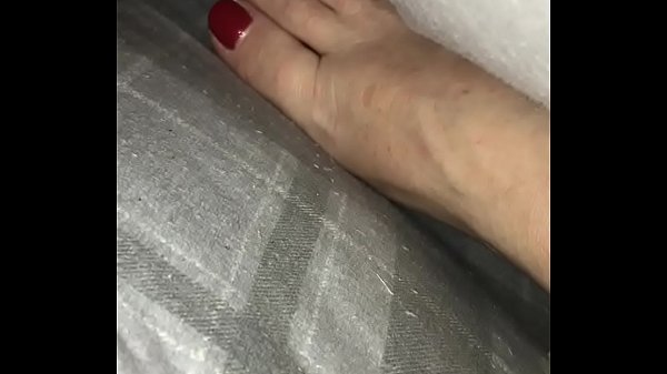 Cumshot on s. wife's feet