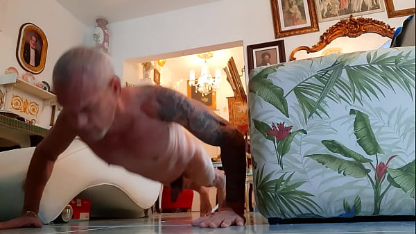 Download Video - Naturist Pull-ups by Ciro