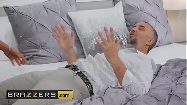 Real Wife Stories - (Audrey Bitoni, Keiran Lee) - Unfinished Business - Brazzers