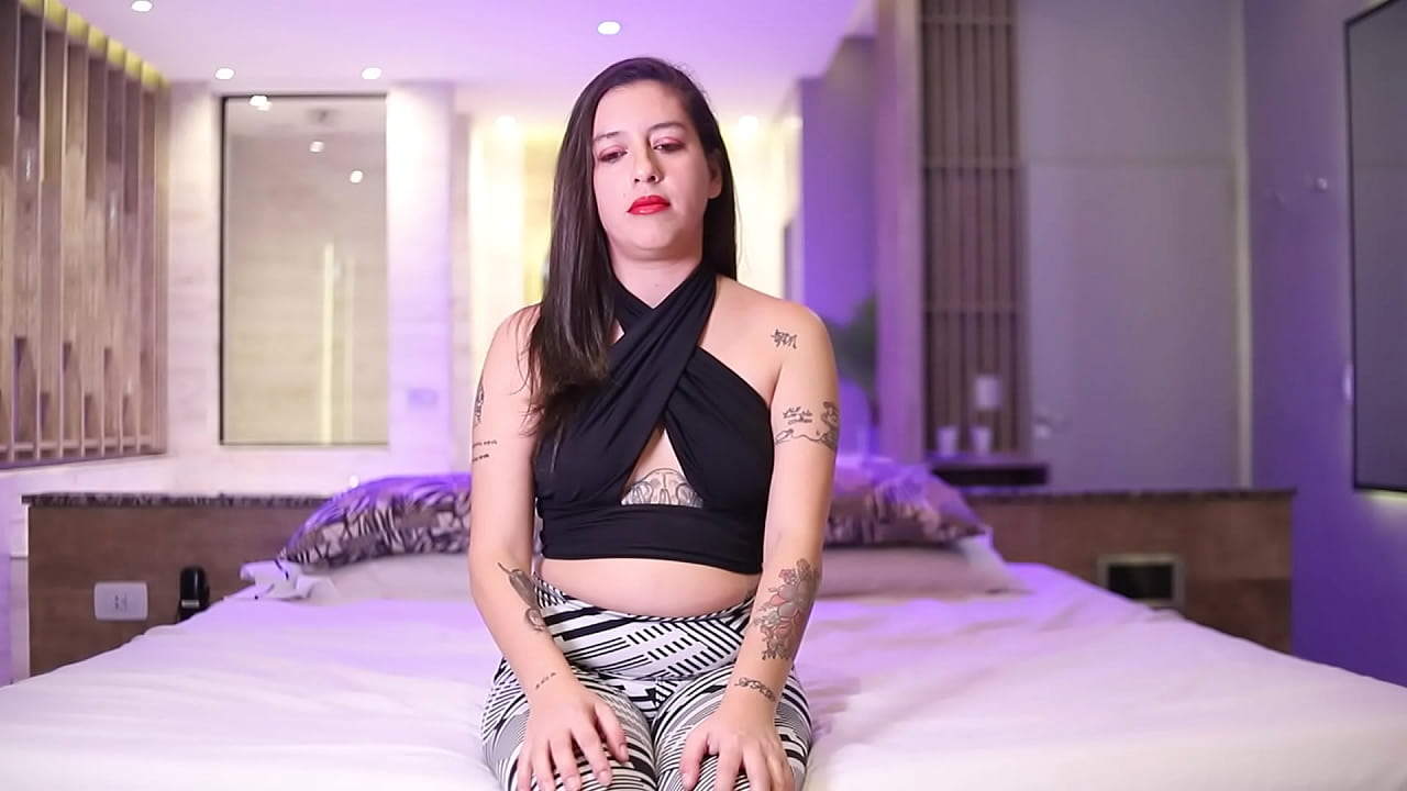 Entrevista Caliente con Solange, la Actriz Porno Argentina, Termina en Sexo y Acabada en la Espalda
                     muchos negros