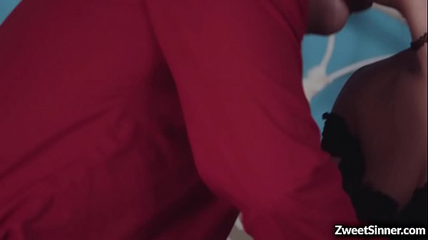 Download Video - Sexy teen babe Brooklyn Gray is so ready to get all of her holes waiting to get fucked by Derrick Pierces giant dick until she cums multiple times&period;