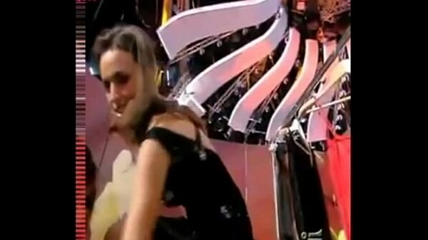 Anna Vs Susanna Oops Upskirt Autoreggenti!!!