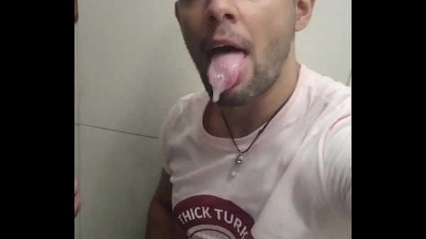 PEGA&Ccedil;&Atilde;O NO BANHEIRO DA ESTA&Ccedil;&Atilde;O DO METR&Ocirc; DE S&Atilde;O ...