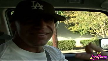 Horny Big-Tits Blonde Rhyse Richards Fucking the Cable Guy