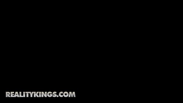 Download Video - &lpar;Jessy Jones&comma; Valentina Nappi&rpar; - Dirty Secret - Reality Kings