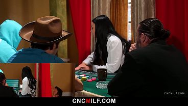 Freeuse Croupier Payton Preslee Deals Cards and Gets Fucked At The Casino