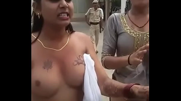 Manifestation Entre Filles À Court De Malades Pendant Le Covid
