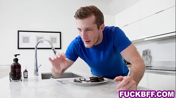 Pranking his teen stepsister and her sexy ass friends