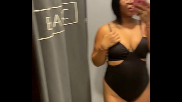 thumb changing room flashing