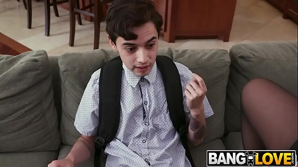 Download Video - Brooklyn Chase Fucks Her Stepson