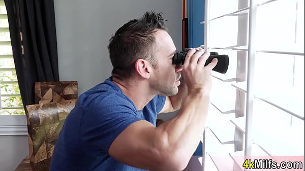 Download Video - Anal lover MILF Lily Lane orders the neighbor to fuck her roughly