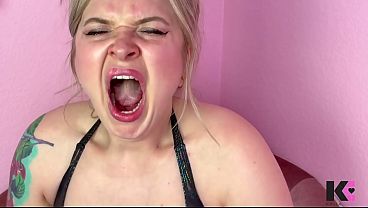 Yawning & Eye Watering Goddess