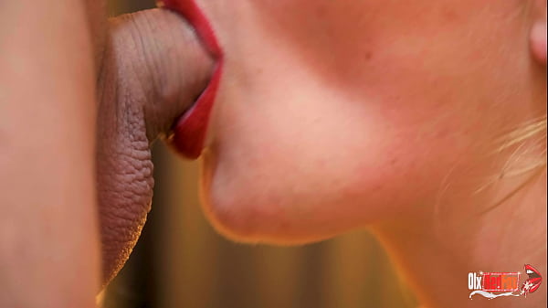 MADE A SLOBY BLOWJOB FOR HIM AND HE CUMSHOT IN MY MOUTH