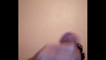 Nada como masturbarme por las mañanas para empezar el día animado