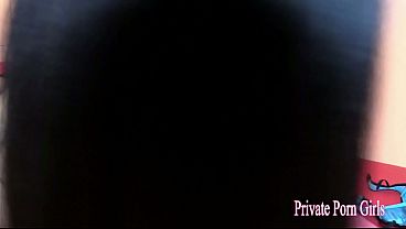 Film 04 - Versautes Bi-Girls-Duo beim Weihnacht...