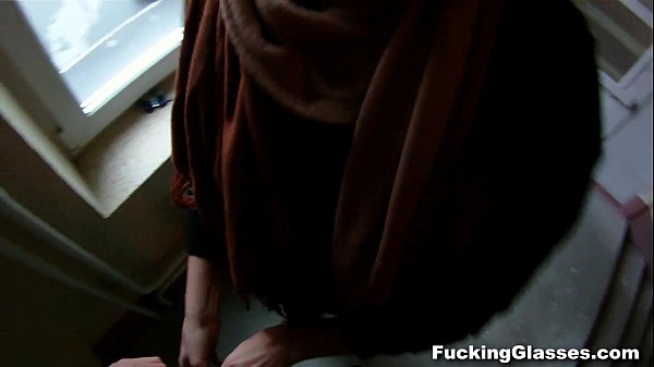 Fucking Glasses - Not shy to fuck on stairway Rina teen-porn