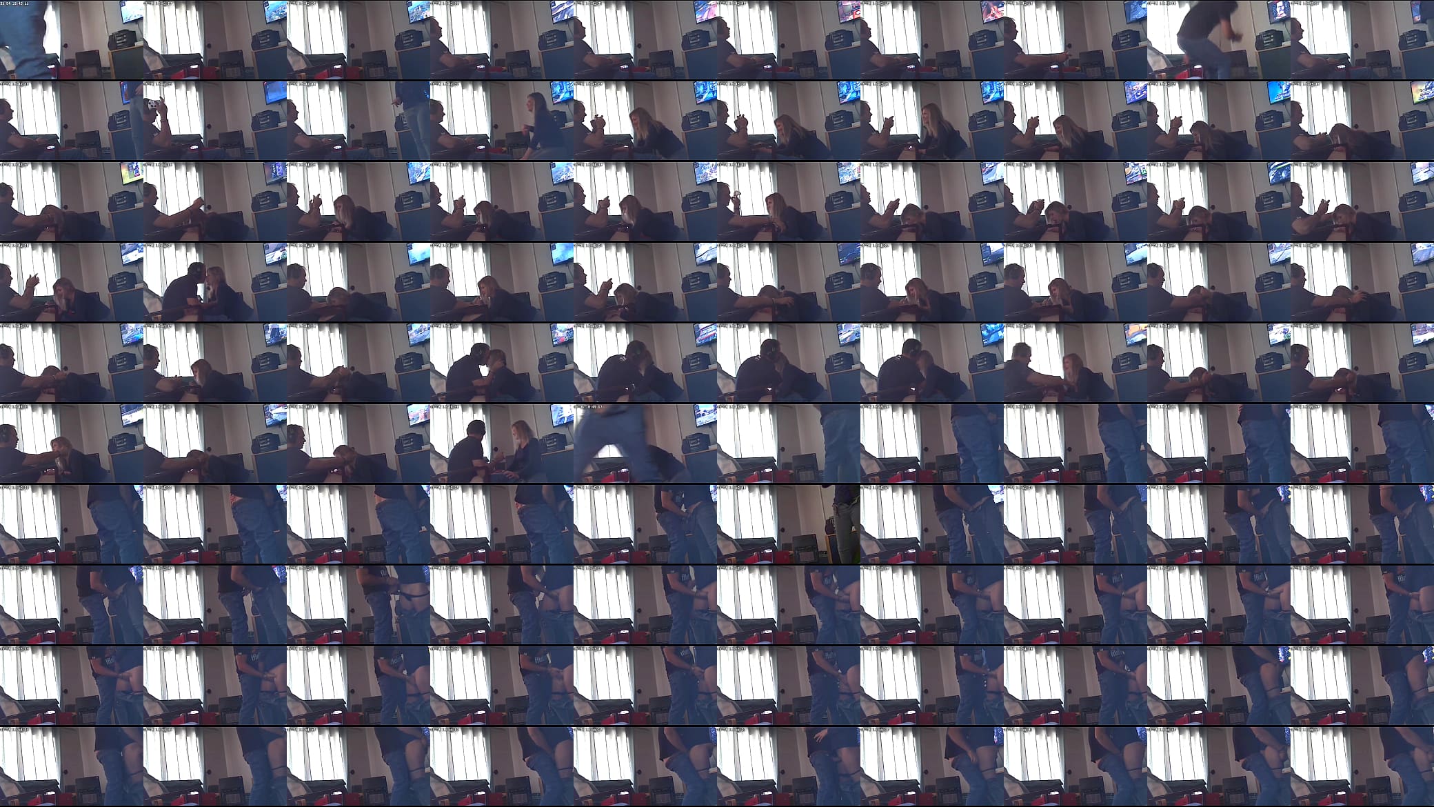 Spycam Caught my bf fucking my stepmom on 预览图