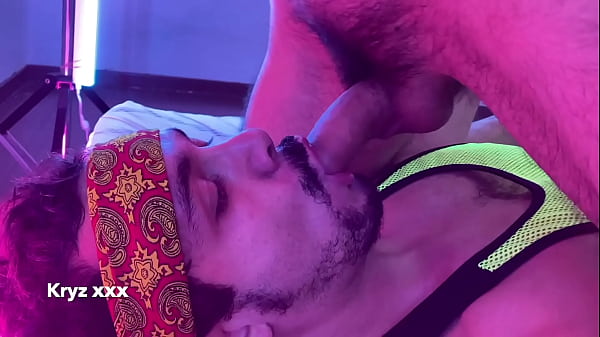 Download Video - Big dude fucks my slutty hairy hole&period; PART 2